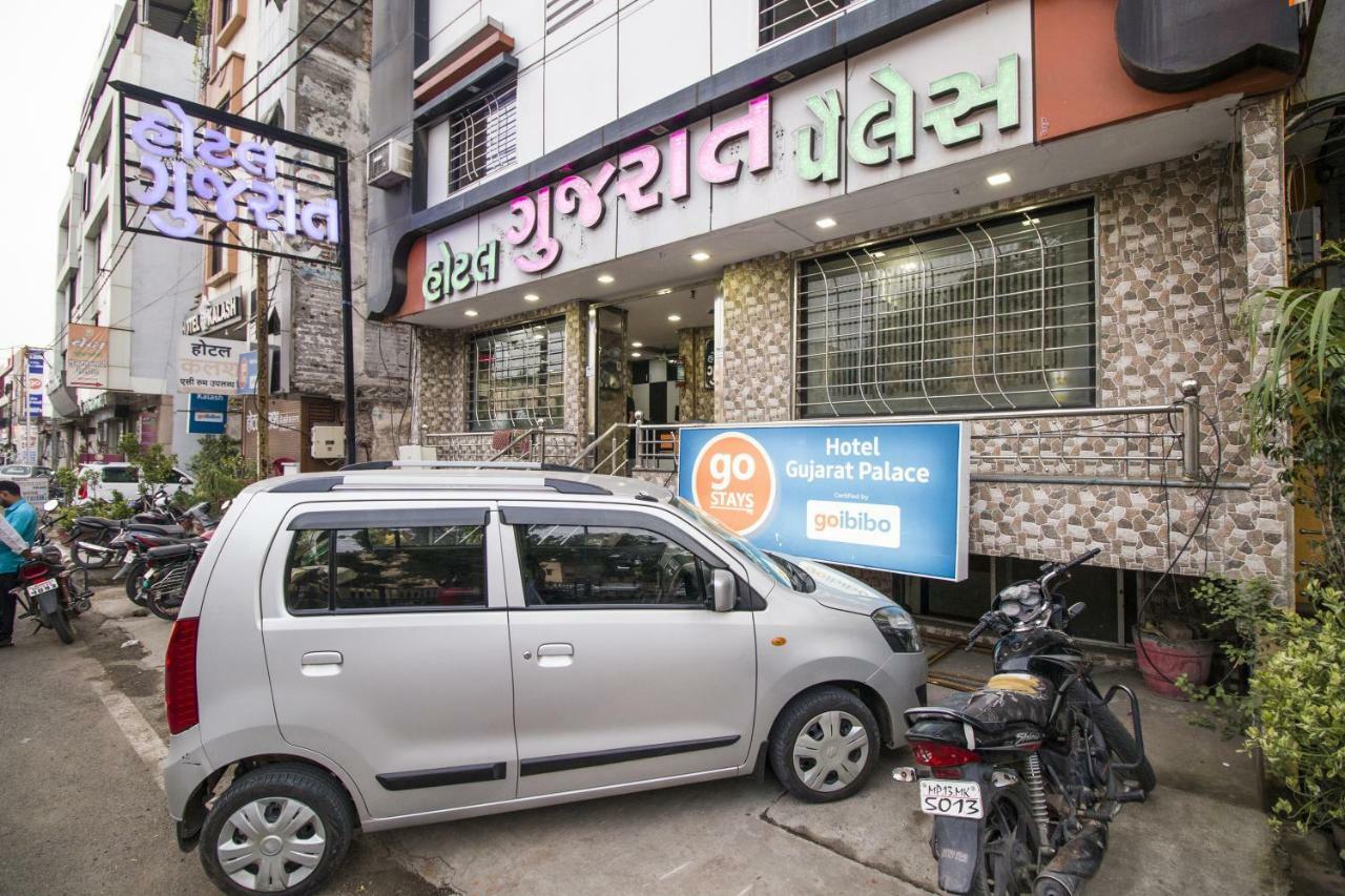 Hotel Gujarat Palace Ujjain Buitenkant foto